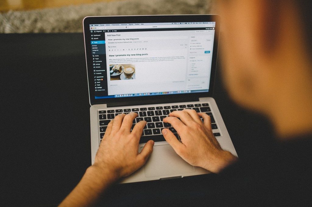 blogging-1024x682.jpg