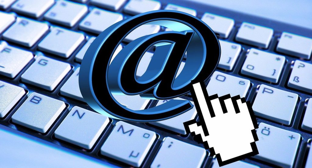 e-mail-domain-records-1024x551.jpg